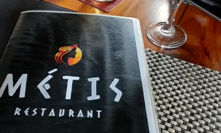 ¨Photo de la carte menu du restaurant le metis à Hauahine