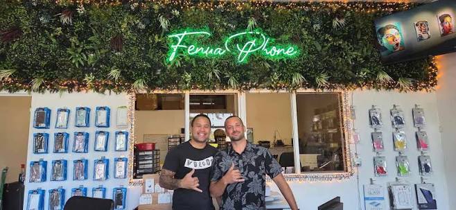 Équipe Fenua Phone Raiatea réparation téléphone et informatique Uturoa